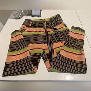 Never worn NY & Co High Rise Striped Belted Pant